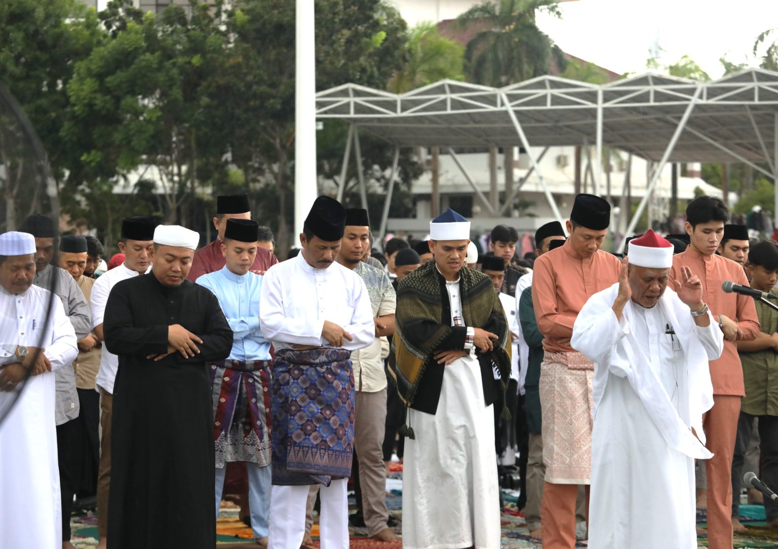 Rudi Ajak Warga Batam Rayakan Idul Fitri Dengan Menjaga Kebersamaan dan Kekompakan