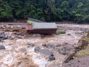 Banjir Bandang Agam dan Tanah Datar, 15 Orang Meninggal Dunia