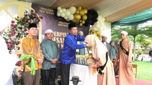 Wisuda 23 Orang Santri, Risnawanto Apresiasi Ponpes Darul Mursyidin