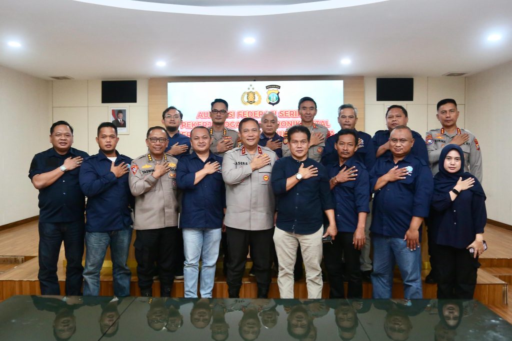 Kapolda Kepri Terima Audiensi Serikat Pekerja LEM SPSI Terkait Persoalan Buruh