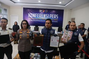 Jaringan Judi Online Asing Beroperasi di Batam, 24 WNA Diamankan