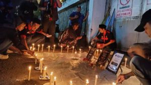 Buruh Tewas Laka Kerja, Forum Solidaritas Tabur Bunga di Gerbang PT APL