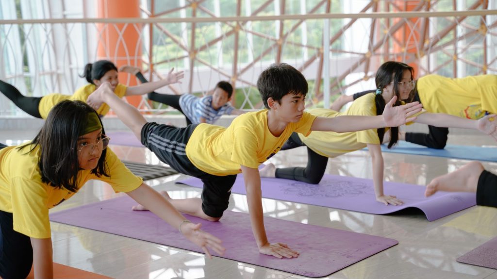 HARRIS Barelang Batam Hadirkan Yoga Tepi Laut hingga Splashcation Keluarga Sepanjang Juni 2026