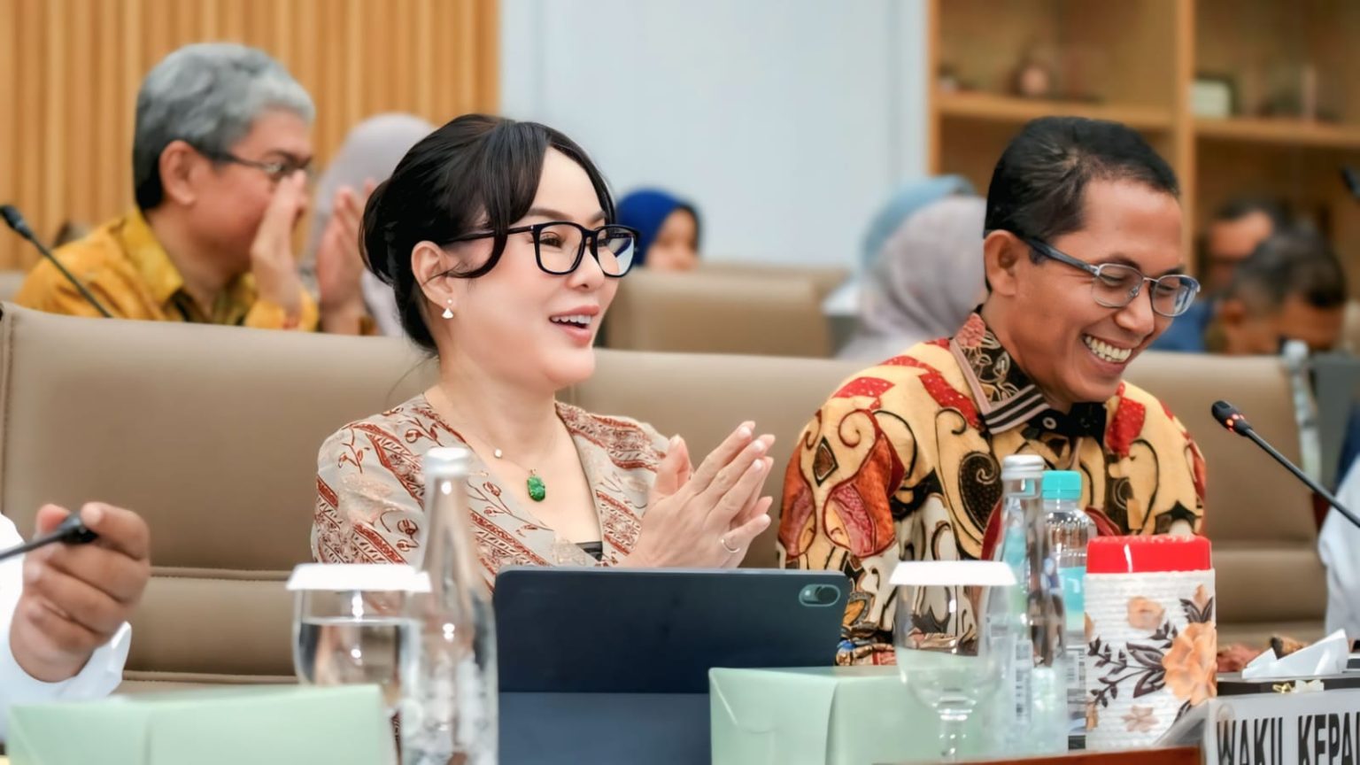 Amsakar Paparkan Kinerja Gemilang BP Batam di DPR RI, Investasi Tembus Rp44,01 Triliun